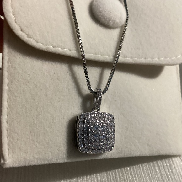 - 💎Cz Diamond Pendant Necklace - Picture 15 of 16